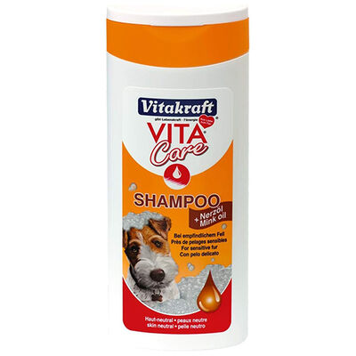 Vitakraft 13019 Vizon Yağı Köpek Şampuanı 250 ML